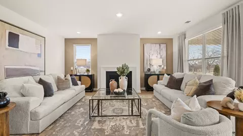 Living - 1203 Essem Dr, Murfreesboro, TN 37130 photo 1 of 1