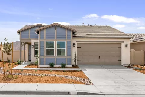 766 Highlands Dr, San Jacinto, CA 92583