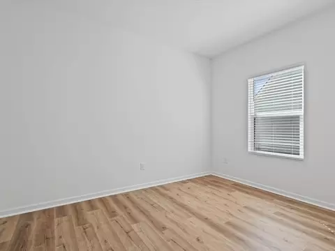 Bedroom - 12902 Gondala St, Elberta, AL 36530 photo 4 of 9