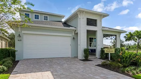 1631 Lake Reserve Dr, Deland, FL 32724