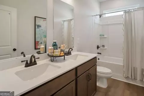 Bath - 309 Jagee Dr, Byron, GA 31008 photo 2 of 7