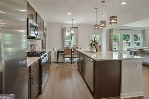 Kitchen - 309 Jagee Dr, Byron, GA 31008 photo 1 of 10