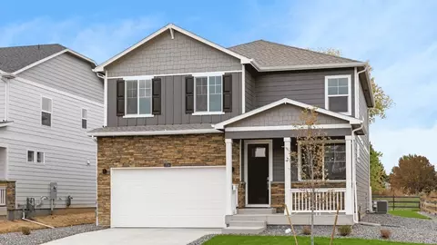 1251 Pinnacle Ave, Lochbuie, CO 80603