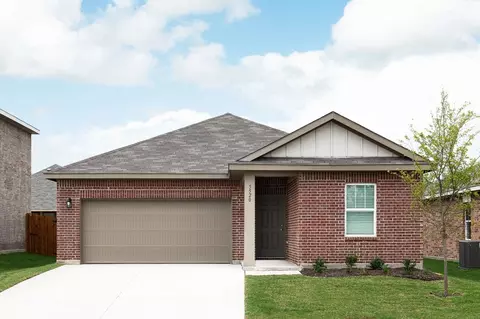 2453 Rambler Dr, Ponder, TX 76259
