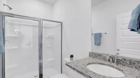 Bath - 11023 Elemis Dr, Daphne, AL 36526 photo 1 of 2