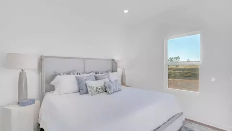 Bedroom - 11023 Elemis Dr, Daphne, AL 36526 photo 3 of 7