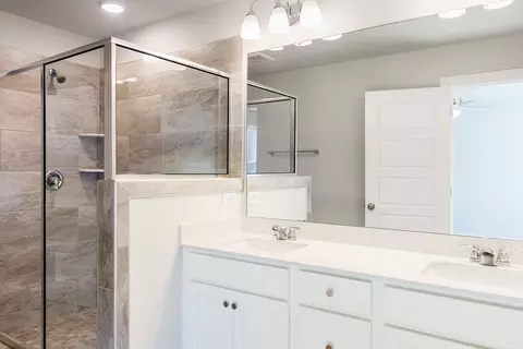 Bath - 107 Silver Pine Dr, Angier, NC 27501 photo 2 of 2