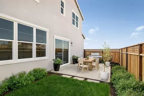 Exterior - 3943 Kevin St, Dublin, CA 94568 photo 3 of 5