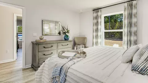 Bedroom - 6561 Firefly Dr, Milton, FL 32583 photo 2 of 13