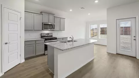 Kitchen - 2604 Oconnell Cir, Aubrey, TX 76227 photo 3 of 8