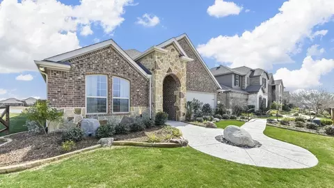 Exterior - 2604 Oconnell Cir, Aubrey, TX 76227 photo 7 of 10