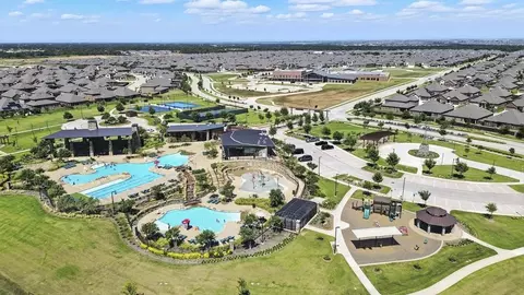 View/Area - 2604 Oconnell Cir, Aubrey, TX 76227 photo 2 of 20