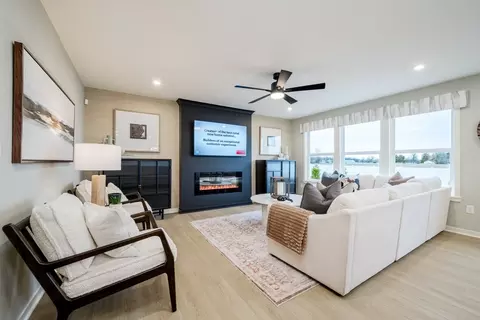 Living - 102 Cherry Glen Way, Euharlee, GA 30145 photo 2 of 13