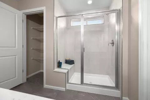 Bath - 47369 Magnolia Ave, Bennett, CO 80102 photo 4 of 4