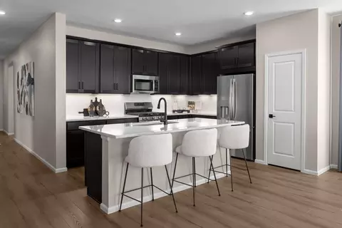 Kitchen - 47369 Magnolia Ave, Bennett, CO 80102 photo 2 of 5