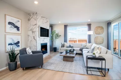 Living - 47369 Magnolia Ave, Bennett, CO 80102 photo 1 of 1