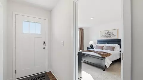 Entry Way - 2111 Creek View Ln, Raymore, MO 64083 photo 1 of 7