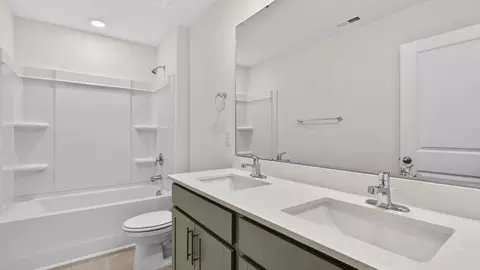 Bath - 36 Firehawk Dr, Spring Lake, NC 28390 photo 3 of 5