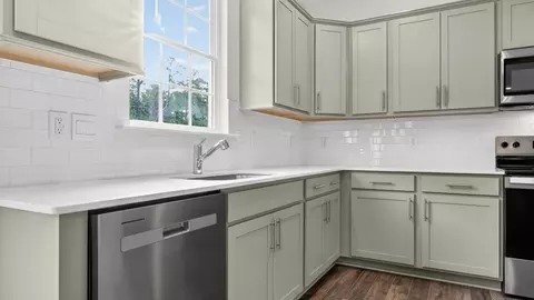 Kitchen - 36 Firehawk Dr, Spring Lake, NC 28390 photo 4 of 10