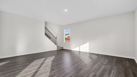 Living - 36 Firehawk Dr, Spring Lake, NC 28390 photo 5 of 6
