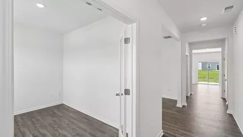 Entry Way - 36 Firehawk Dr, Spring Lake, NC 28390 photo 1 of 6