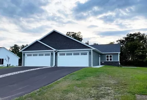 980 Morning Star Ln, Plover, WI 54467