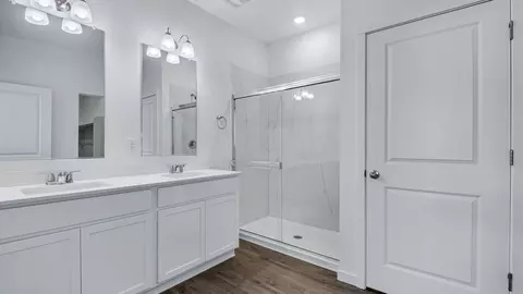 Bath - 2326 Base St, Fort Lupton, CO 80621 photo 2 of 2