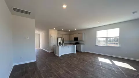 Living - 314 Sweetspire St, Moncks Corner, SC 29461 photo 1 of 3