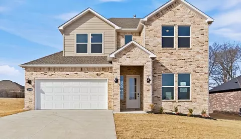 5569 Annika Ave, Springdale, AR 72762
