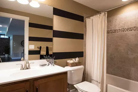 Bath - 1702 Copperleaf Blvd, Hanover, MD 21076 photo 2 of 6