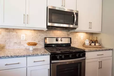 Kitchen - 1702 Copperleaf Blvd, Hanover, MD 21076 photo 8 of 9