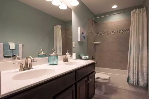 Bath - 1702 Copperleaf Blvd, Hanover, MD 21076 photo 4 of 6