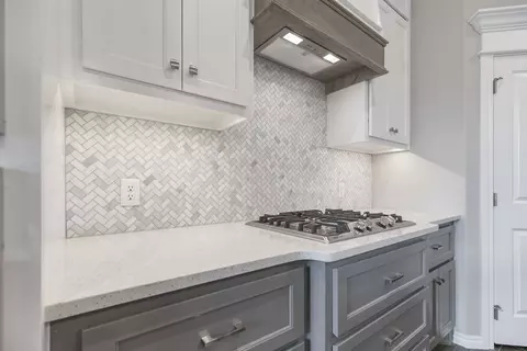 Kitchen - 2920 E Northampton St, Broken Arrow, OK 74014 photo 4 of 15