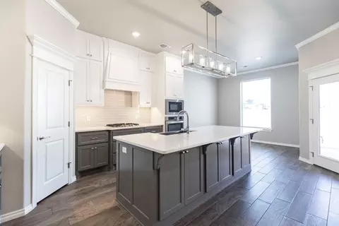 Kitchen - 2920 E Northampton St, Broken Arrow, OK 74014 photo 11 of 15