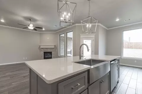 Kitchen - 2920 E Northampton St, Broken Arrow, OK 74014 photo 5 of 15