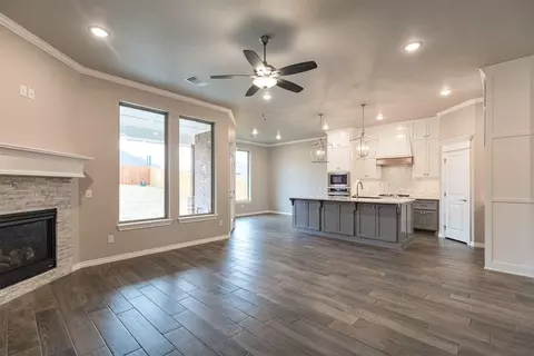 Living - 2920 E Northampton St, Broken Arrow, OK 74014 photo 1 of 13
