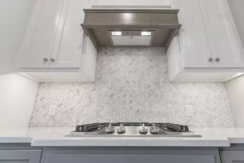 Kitchen - 2920 E Northampton St, Broken Arrow, OK 74014 photo 3 of 15