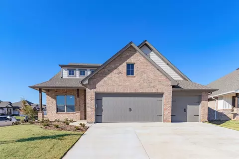 Exterior - 2920 E Northampton St, Broken Arrow, OK 74014 photo 3 of 28