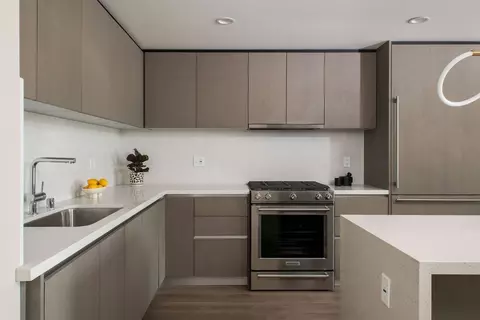 Kitchen - 380 Cordova St #101, Pasadena, CA 91101 photo 2 of 3