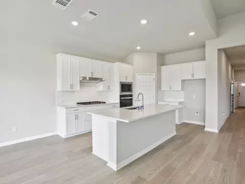 128 Pendleton Dr, Kyle, TX 78640