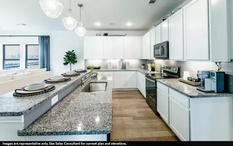 Kitchen - 10610 Flight Deck Ct, Conroe, TX 77303 photo 2 of 9