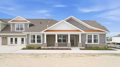 2212 Edwin Dr, Chesapeake, VA 23322