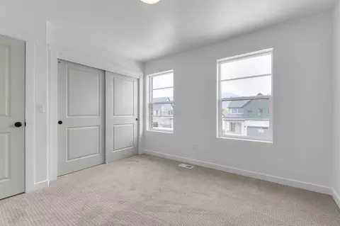 Bedroom - 1948 N Ostler Peak Rd, Daniel, UT 84032 photo 2 of 5