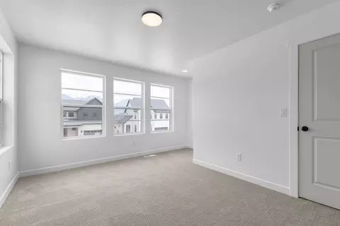 Bedroom - 1948 N Ostler Peak Rd, Daniel, UT 84032 photo 3 of 5