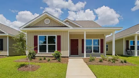 Exterior - 20 Elderberry St, Freeport, FL 32439 photo 4 of 7