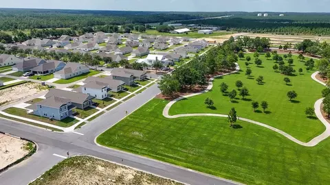View/Area - 20 Elderberry St, Freeport, FL 32439 photo 6 of 12