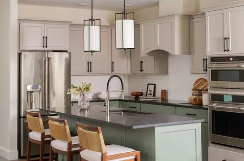 Kitchen - 643 Church St, Raynham, MA 02767 photo 2 of 3