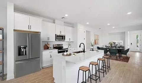 Kitchen - 2326 Anders Dr, Parrish, FL 34219 photo 4 of 6
