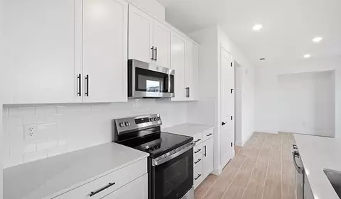 Kitchen - 2326 Anders Dr, Parrish, FL 34219 photo 6 of 6