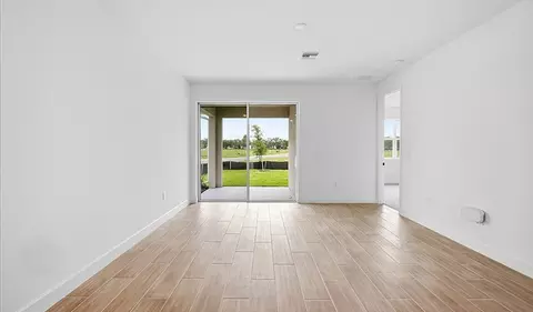 Living - 2326 Anders Dr, Parrish, FL 34219 photo 4 of 5